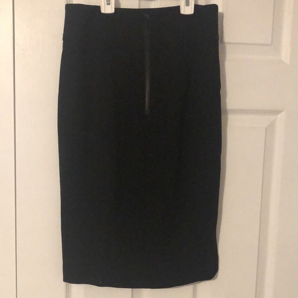 Pink Tartan Pencil skirt. - Picture 2 of 4